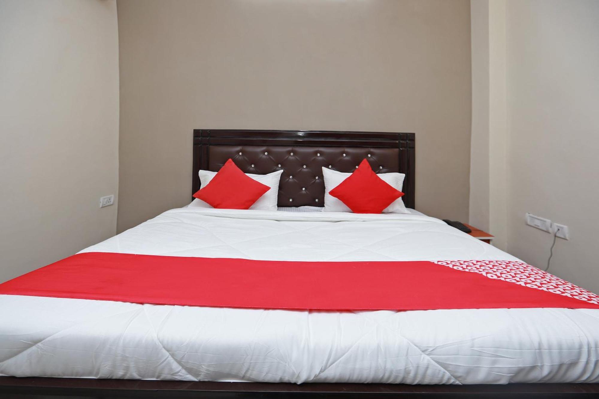 Hotel O Silverline Residency Faridabad Exterior photo
