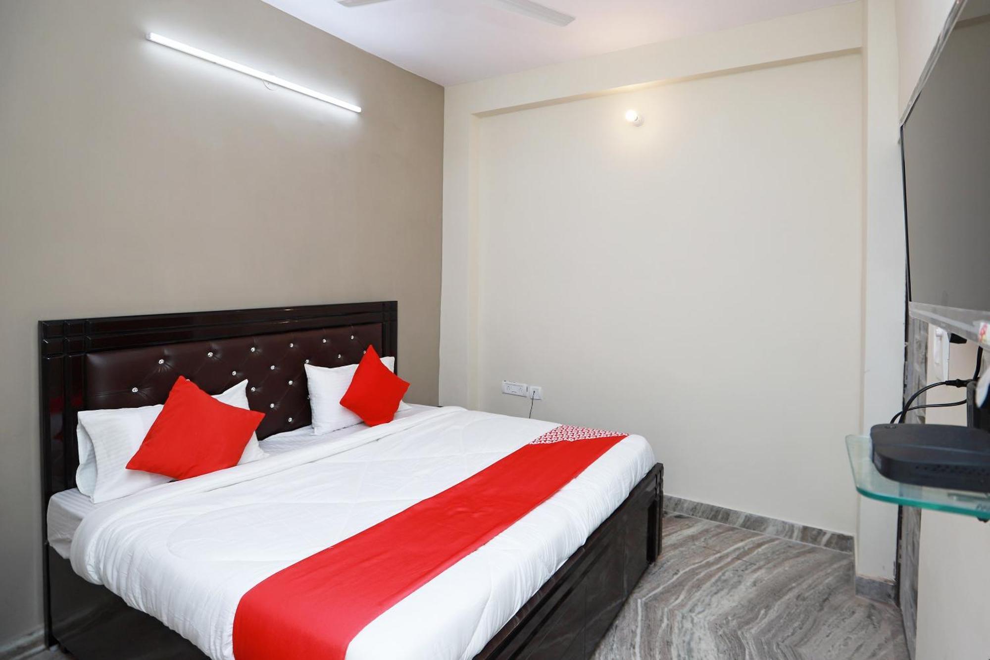 Hotel O Silverline Residency Faridabad Exterior photo