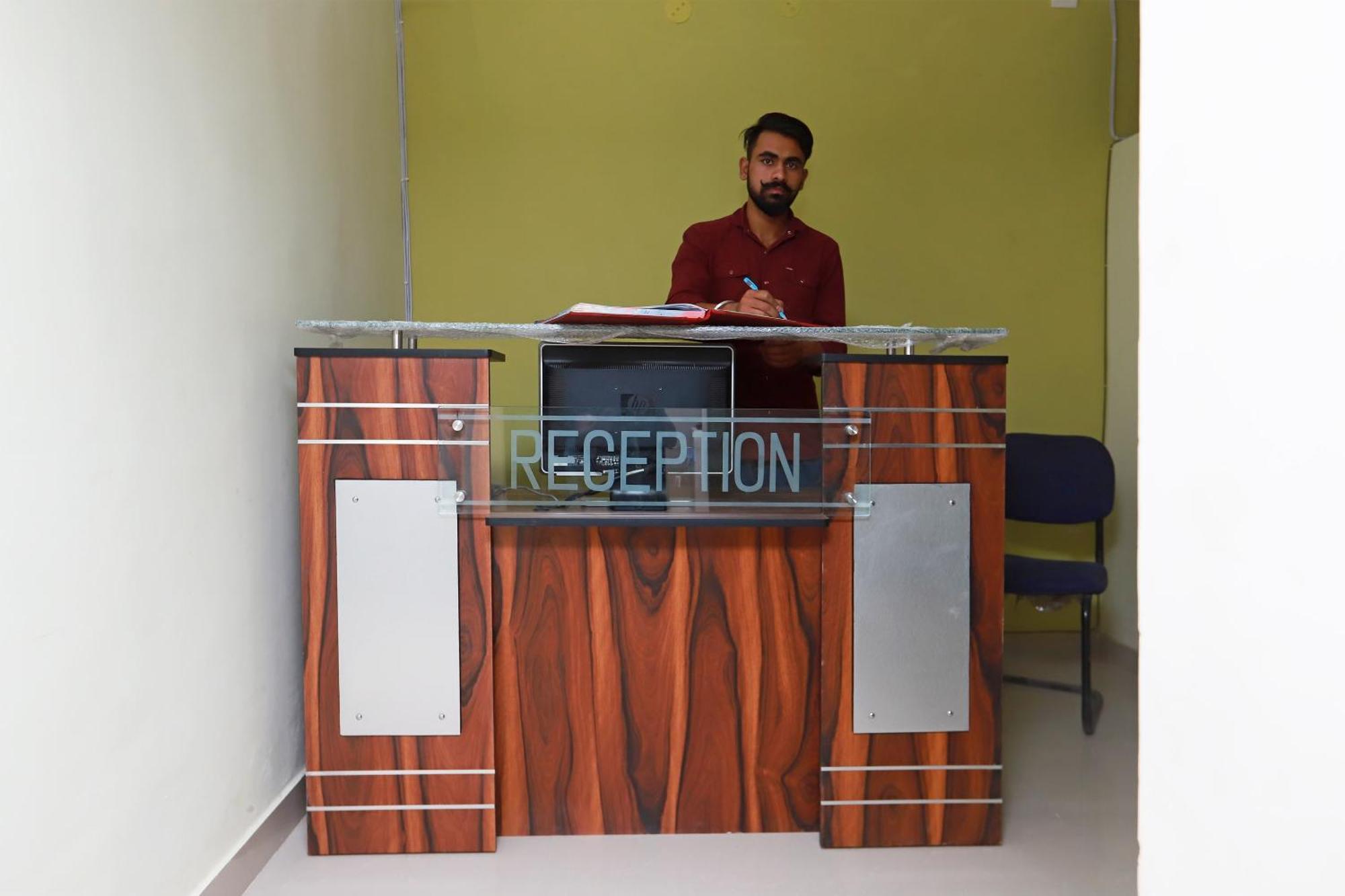 Hotel O Silverline Residency Faridabad Exterior photo